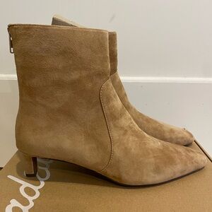 Madewell Suede heel boot size 9 - like new